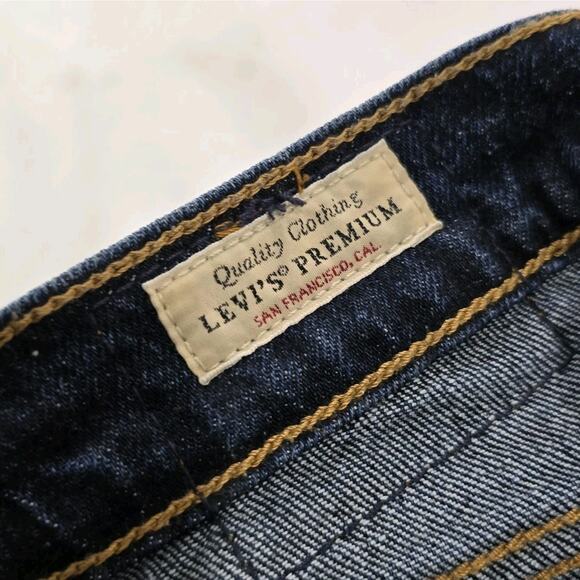 Levis Premium Jeans Women 33 X 34 Ribcage Bell Flare Wide High Rise Dark Wash - Picture 10 of 13